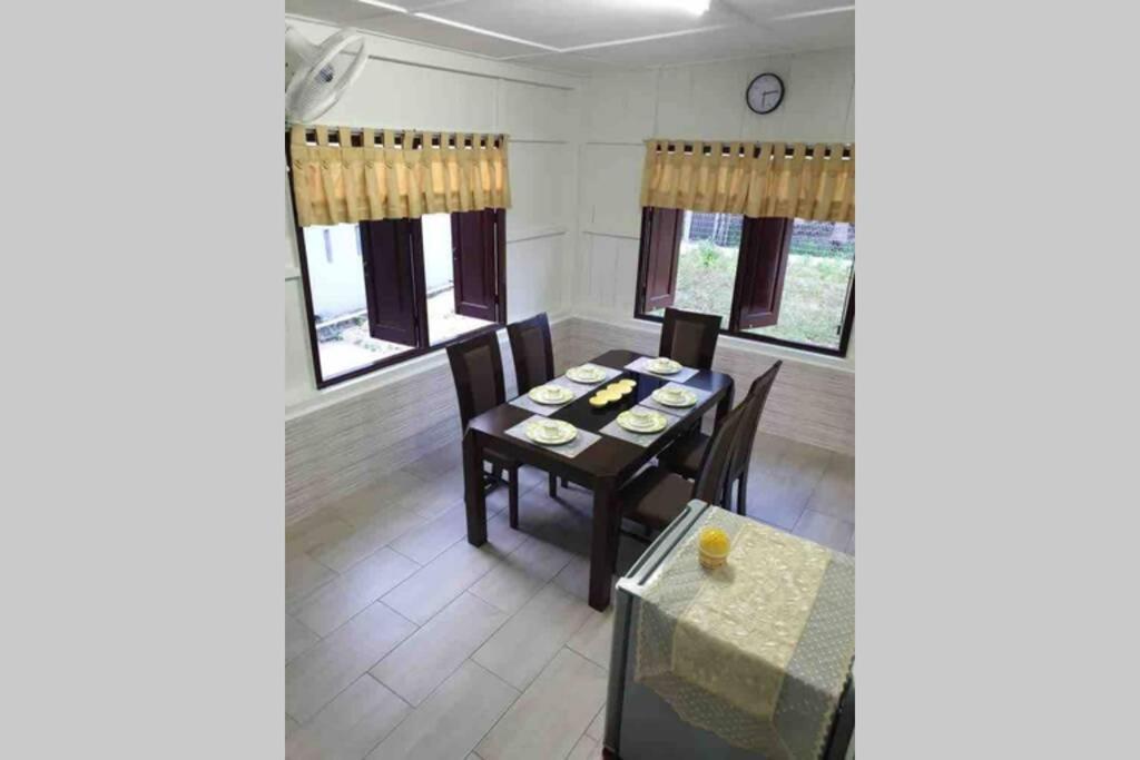De Rhumaa Homestay กัวลาตรังกานู ภายนอก รูปภาพ